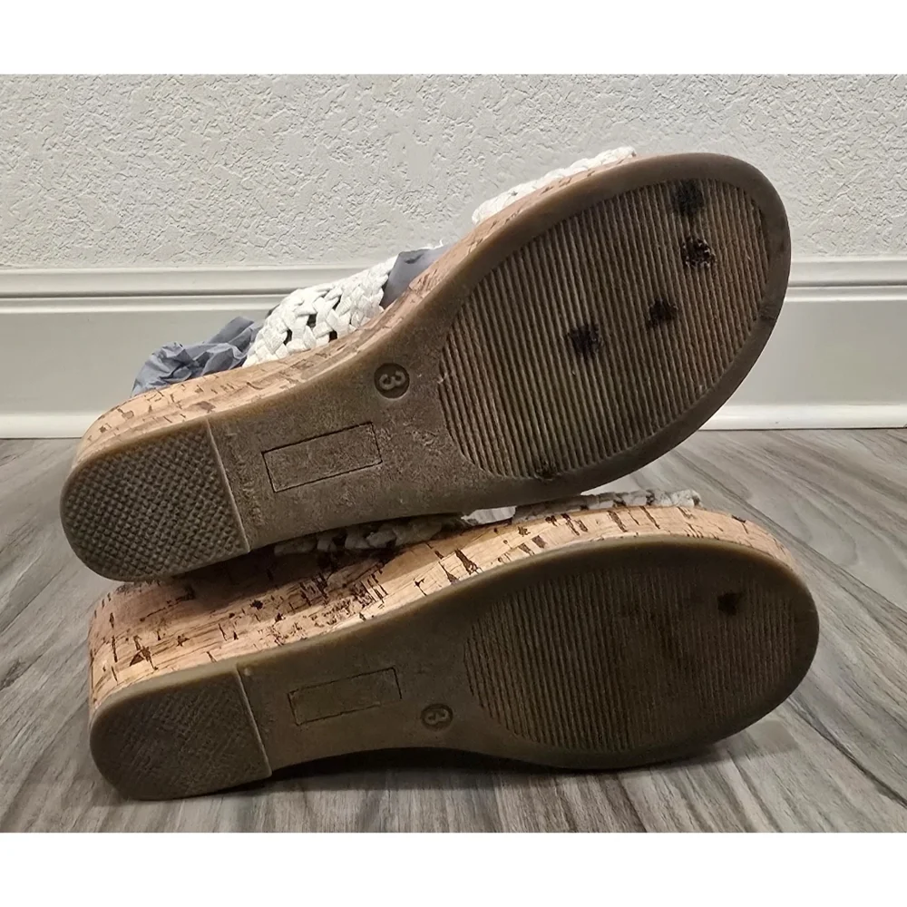 SO Adriene Kids Wedge Sandals Size 3 Crochet Cork Platform Summer Shoes